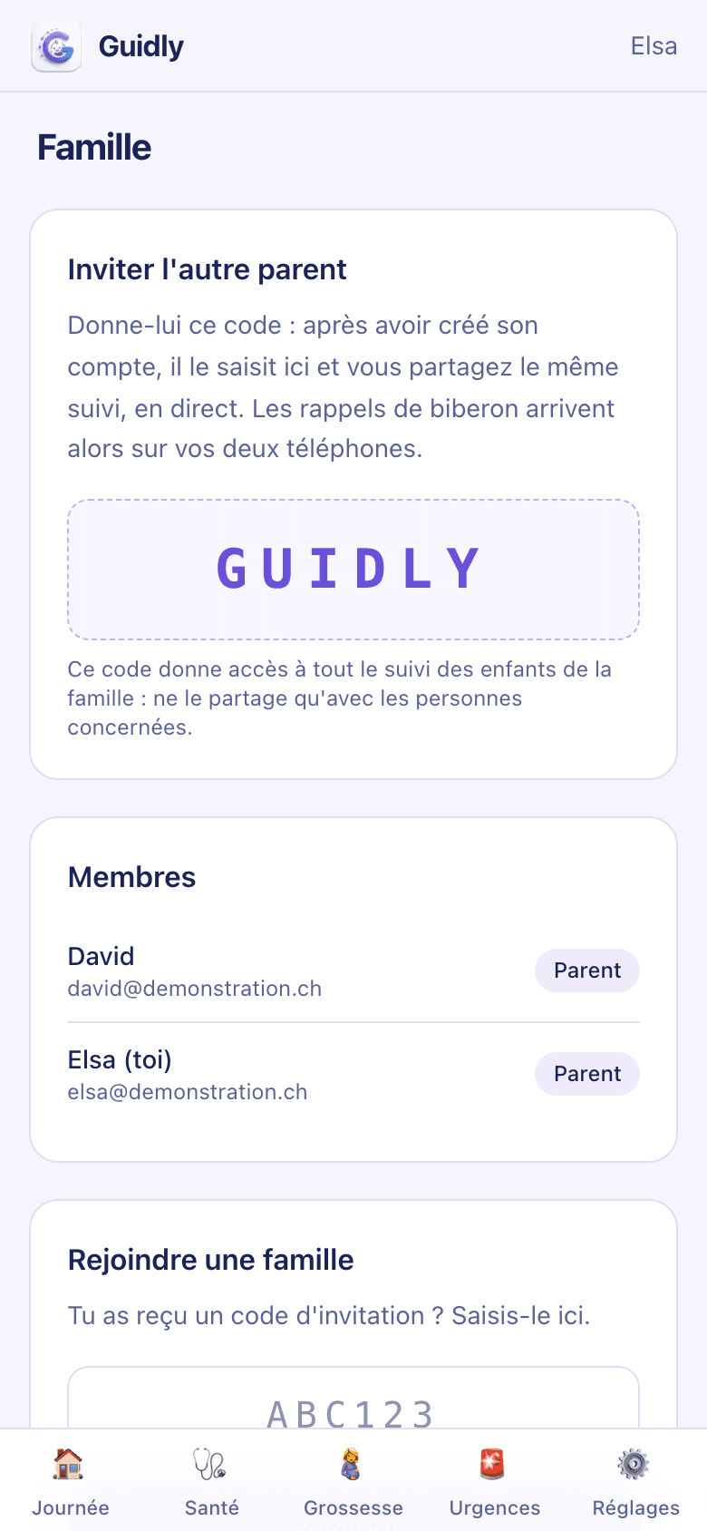 L'écran Famille de Guidly : le code d'invitation à donner, la liste des membres avec leur rôle — parent, grand-parent, nounou — et de quoi retirer un accès.